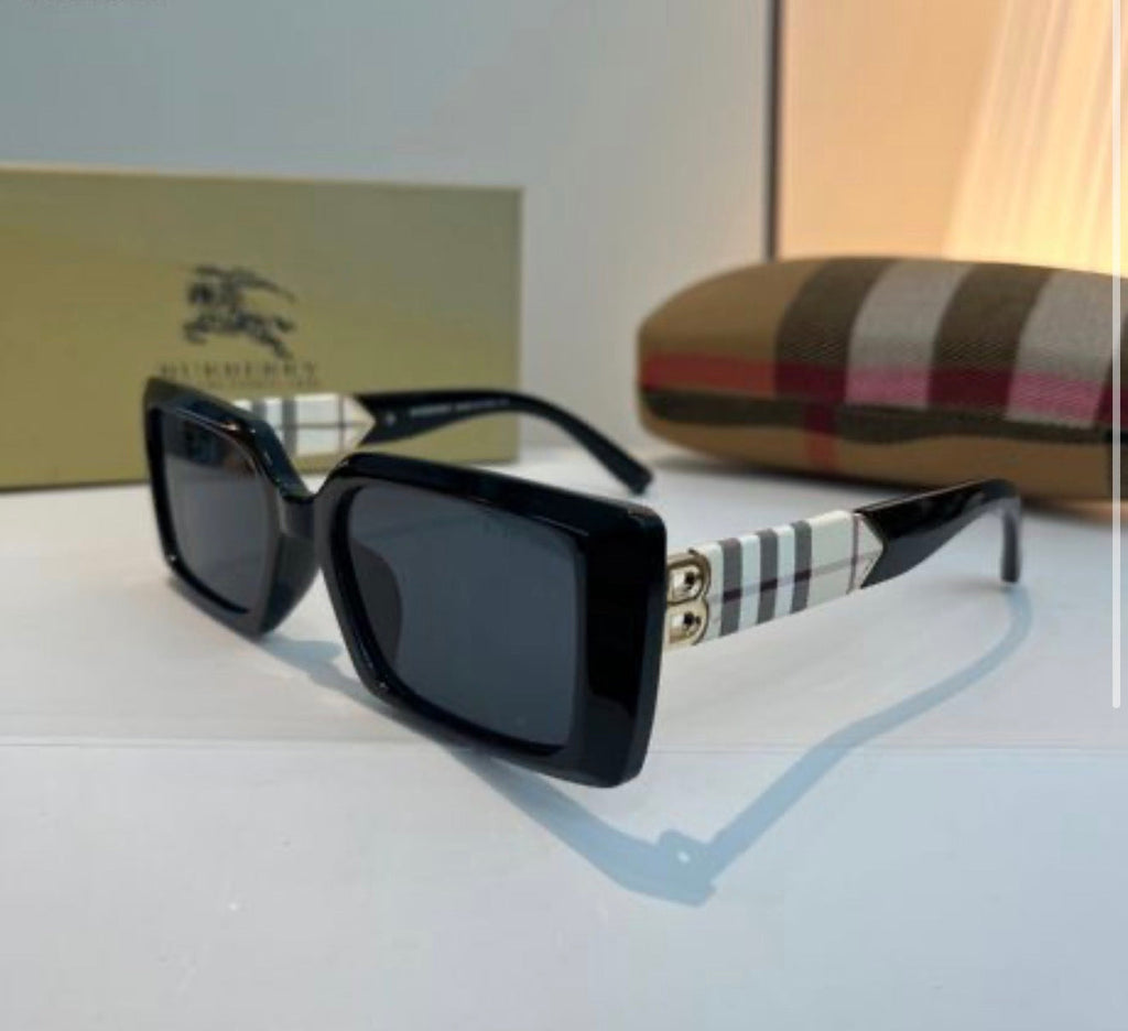 Burberry Sunglasses with Brand Box