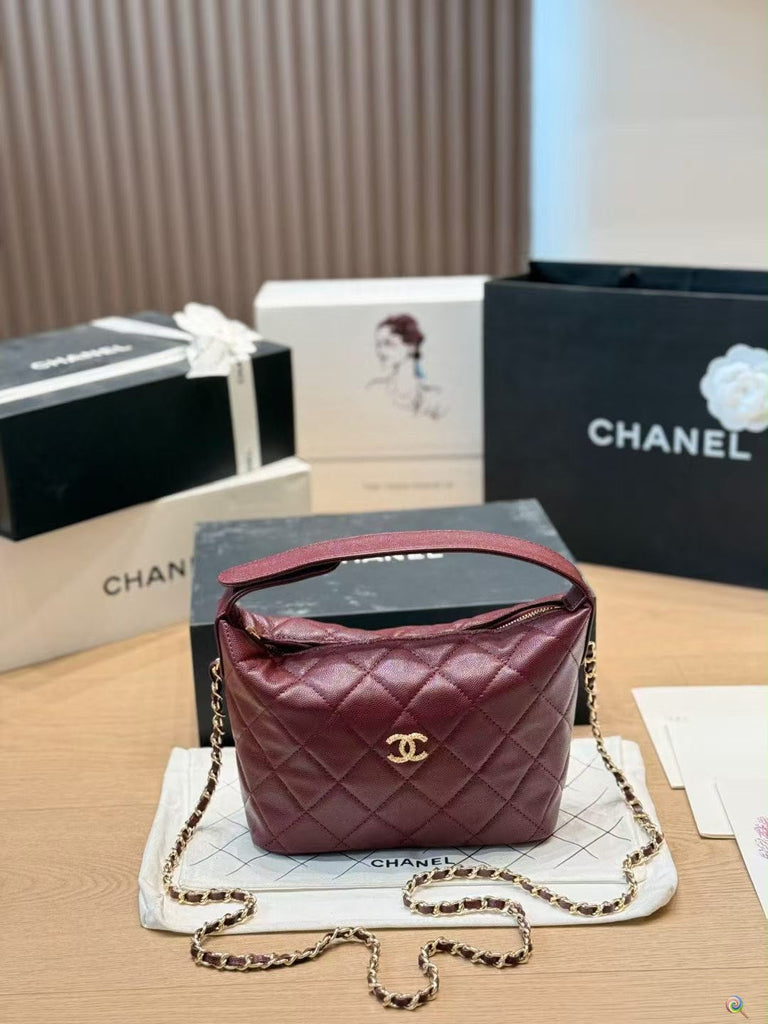 CHANEL Classic Clutch with Complete Packging